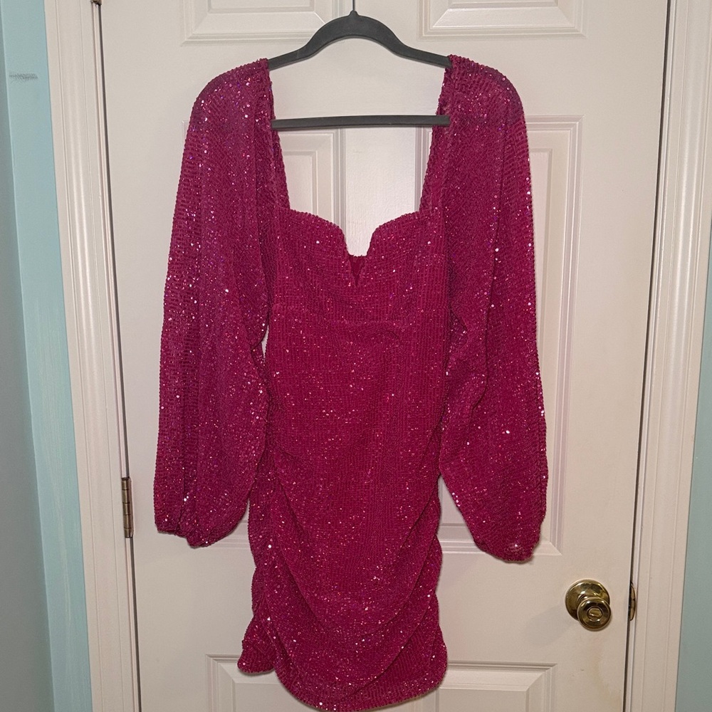 Altard State Fuchsia Sequin Puff-Sleeve Mini Dress